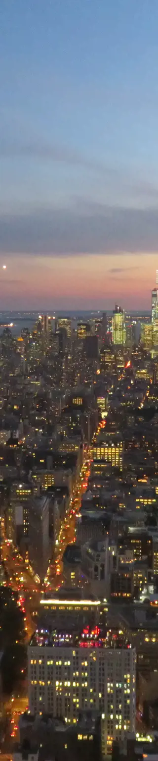 Geniesse einen Helikopter Rundflug über New York